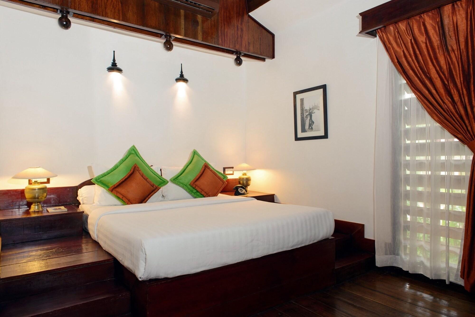 Angkor Village Hotel - Small Luxury Hotels Of The World Siem Reap Exteriér fotografie A room at the hotel
