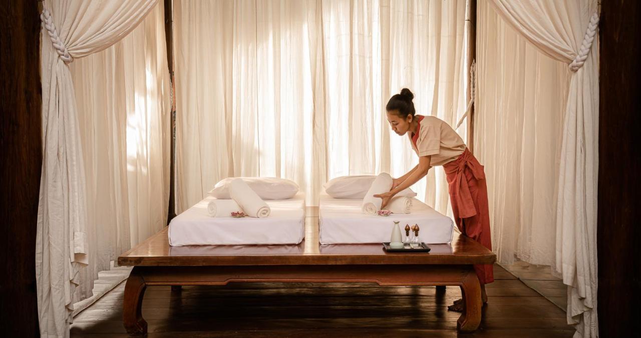 Angkor Village Hotel - Small Luxury Hotels Of The World Siem Reap Exteriér fotografie Thai massage