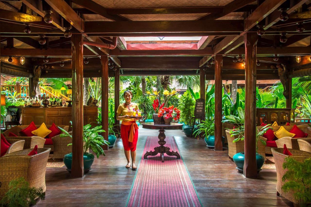 Angkor Village Hotel - Small Luxury Hotels Of The World Siem Reap Exteriér fotografie The interior of the restaurant