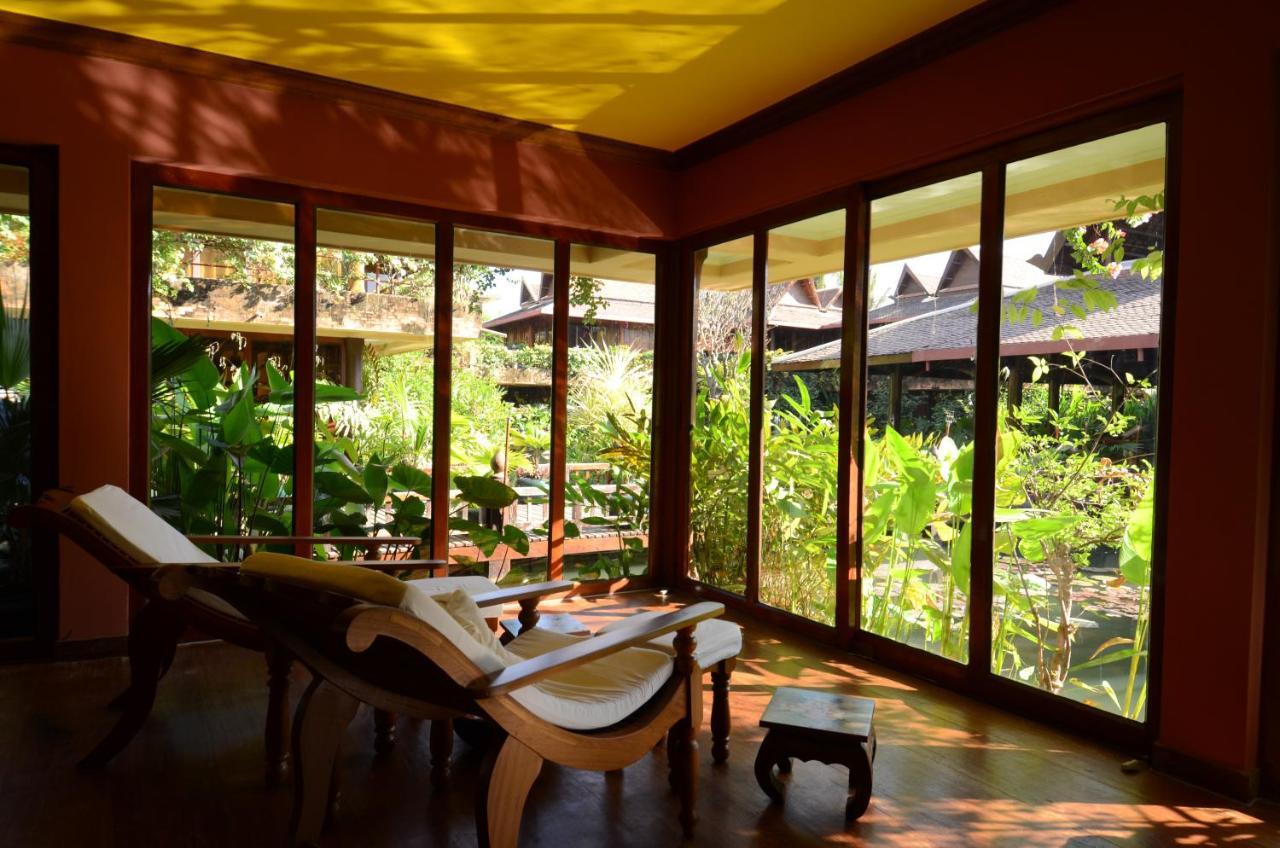 Angkor Village Hotel - Small Luxury Hotels Of The World Siem Reap Exteriér fotografie A treatment room at the BANYAN TREE Spa